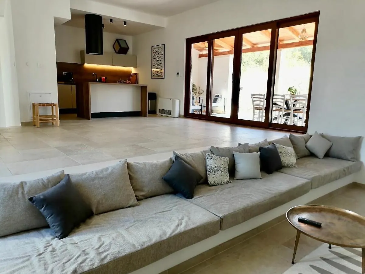 Villa Bora - Ferienhaus Am Meer Slatine 0*,